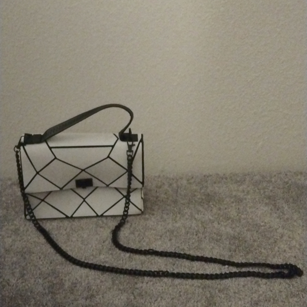 Patrizia Luca Black and white geometric purse